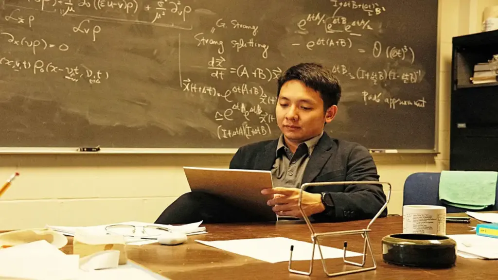 Nhà khoa học Việt từ Mỹ trở về: ‘Muốn sinh viên làm khoa học đỉnh cao ngay tại quê nhà’