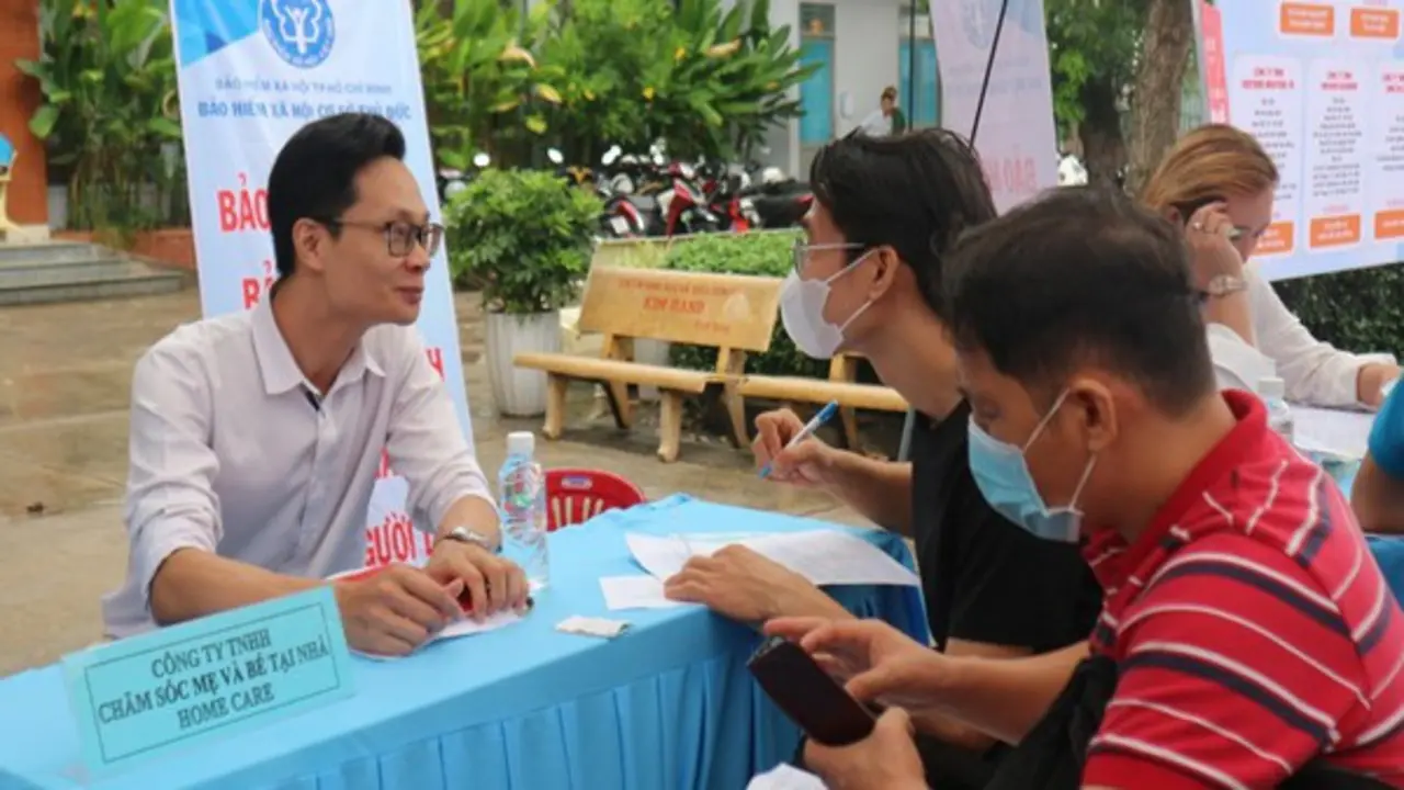 Nhiều việc làm lương cao chờ người lao động, có vị trí 30 triệu đồng/tháng
