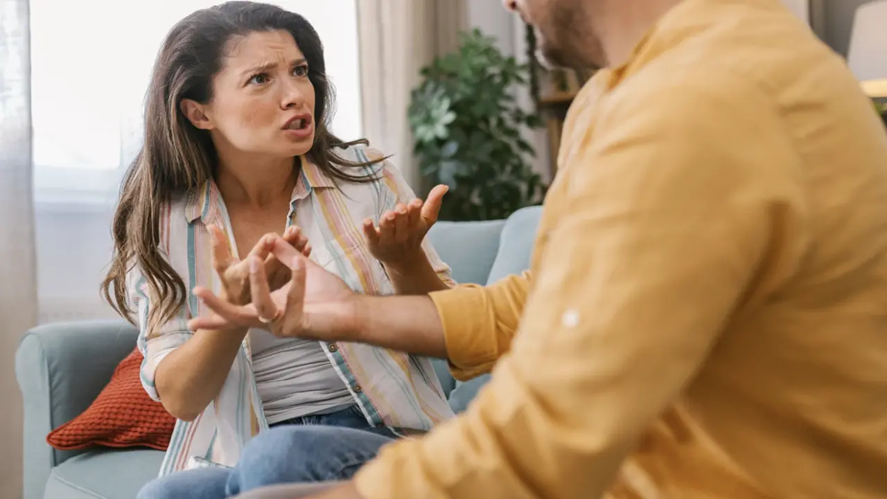 Những câu cằn nhằn của vợ âm thầm phá hủy hôn nhân