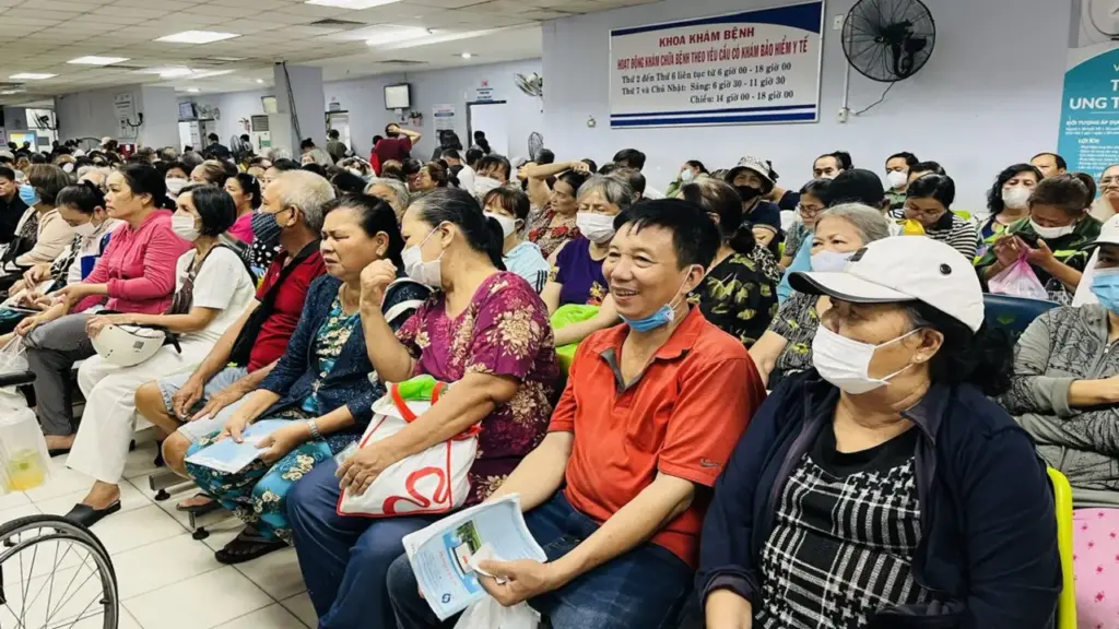Những chính sách hỗ trợ mức đóng BHYT nào đang áp dụng tại TP.HCM?