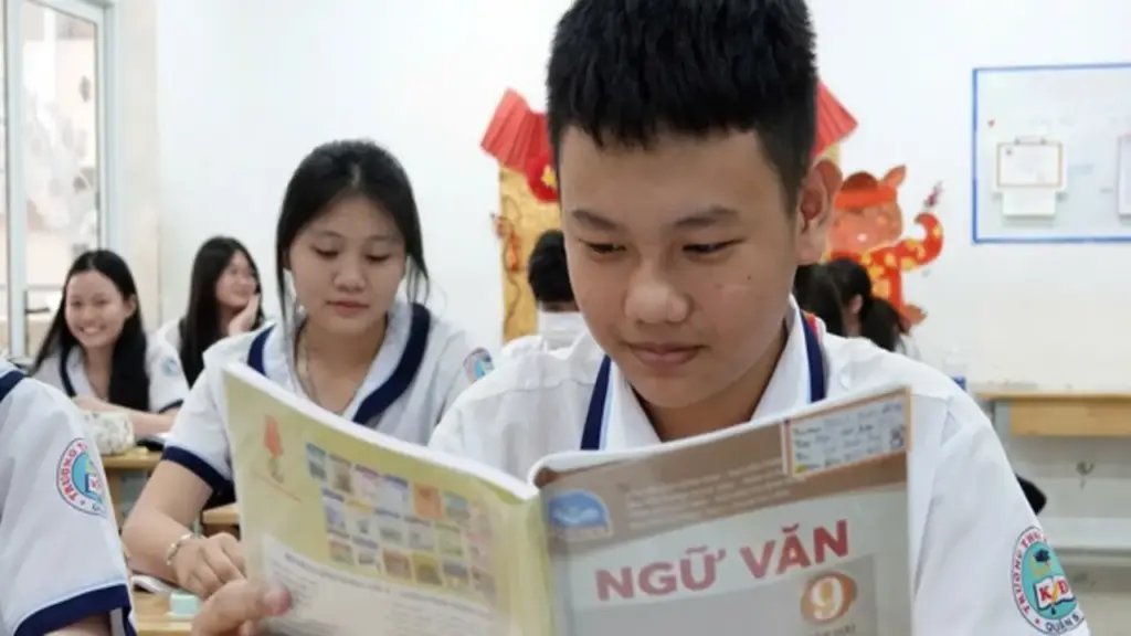 Những lỗi học sinh cần tránh khi làm bài thi lớp 10 môn văn