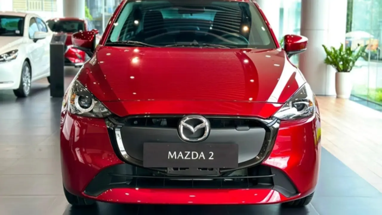Ô tô sedan hạng B dưới 600 triệu: Mazda2 bám sát Toyota Vios, Hyundai Accent hụt hơi