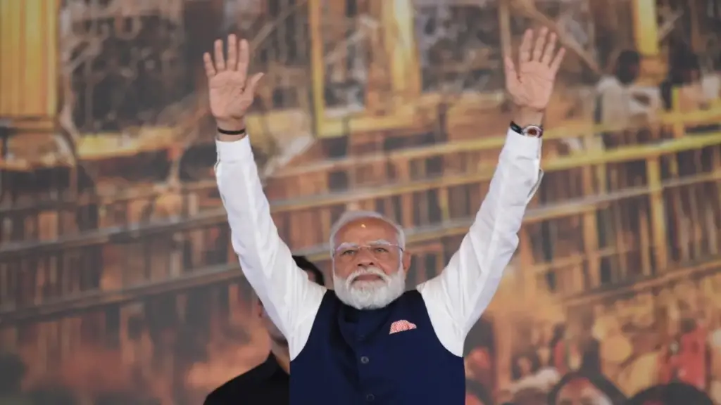 Ông Modi khuyên người dân hoãn mua vàng, hạn chế du lịch nước ngoài