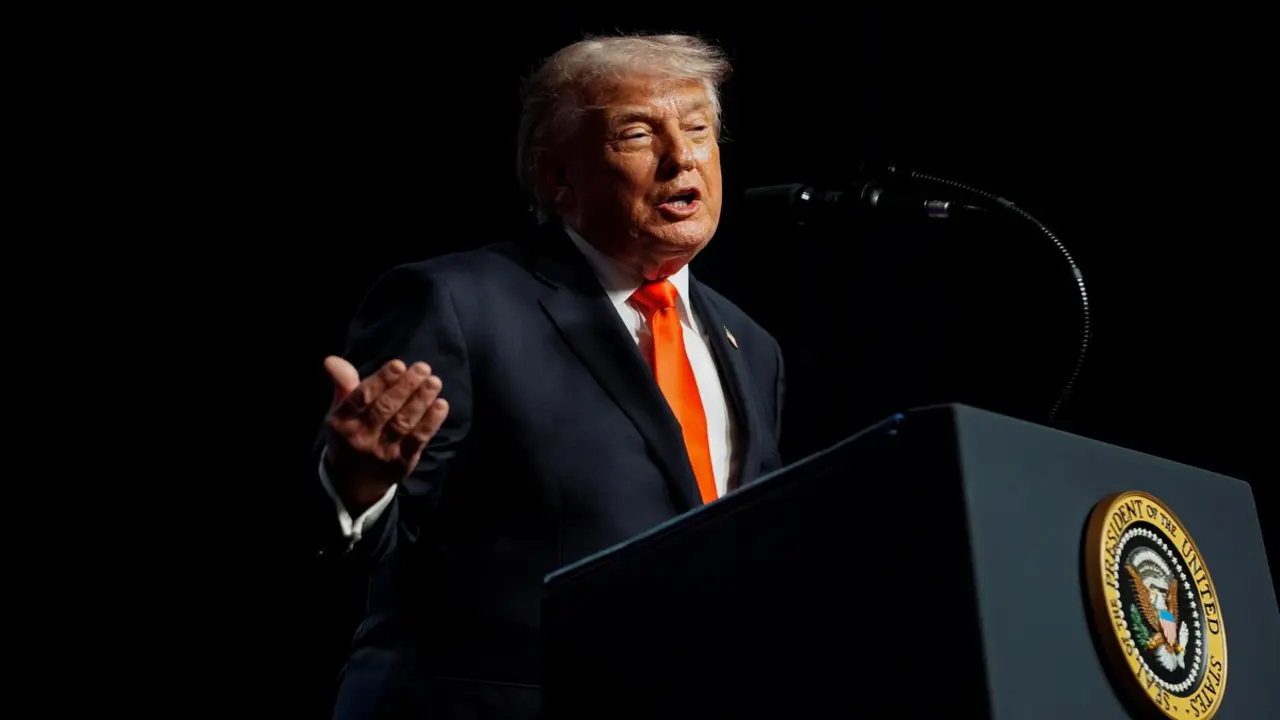 Ông Trump: Hải quân Mỹ đang hành động ‘như cướp biển’ để thực thi lệnh phong tỏa