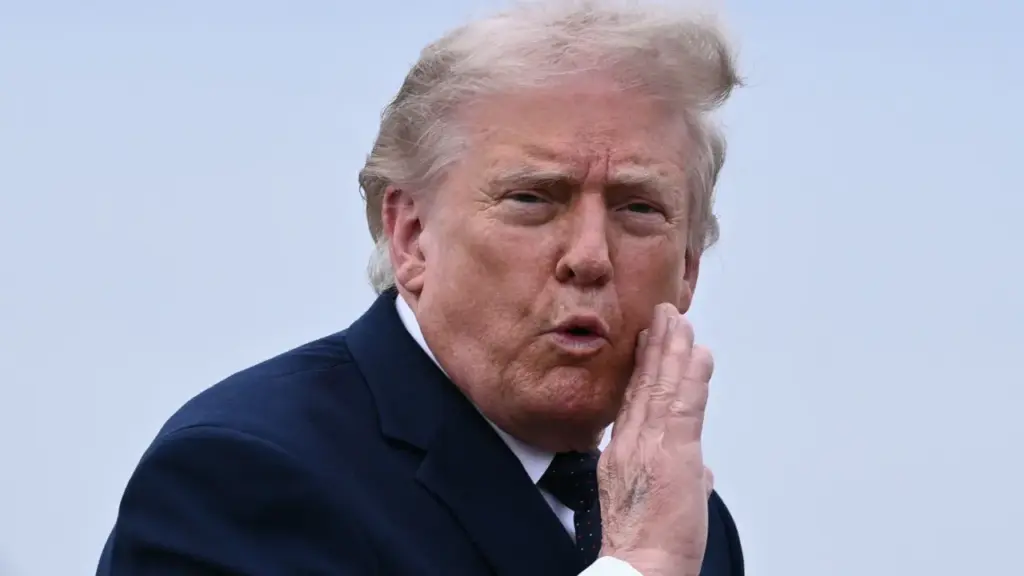 Ông Trump khoe sức khỏe 'hoàn hảo' trước sinh nhật 80 tuổi