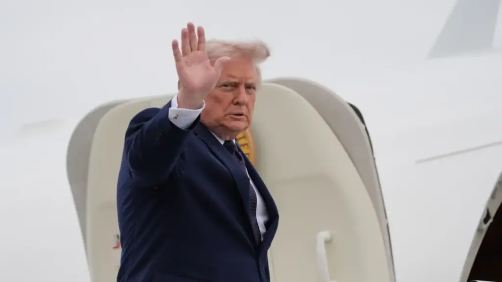 Ông Trump vạch 'lằn ranh đỏ' trong thỏa thuận hòa bình với Iran