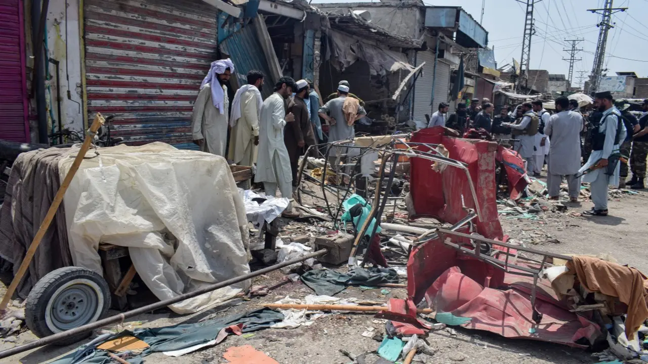 Pakistan: Nổ lớn tại khu chợ gần Afghanistan, hàng chục người thương vong