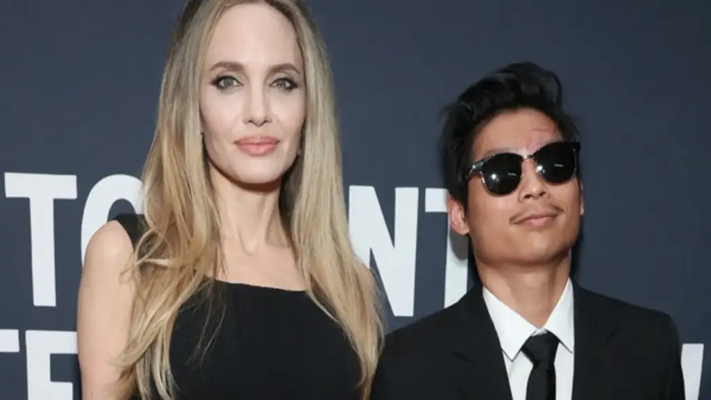 Pax Thiên xuất hiện bên Angelina Jolie sau khi bị tung tin qua đời