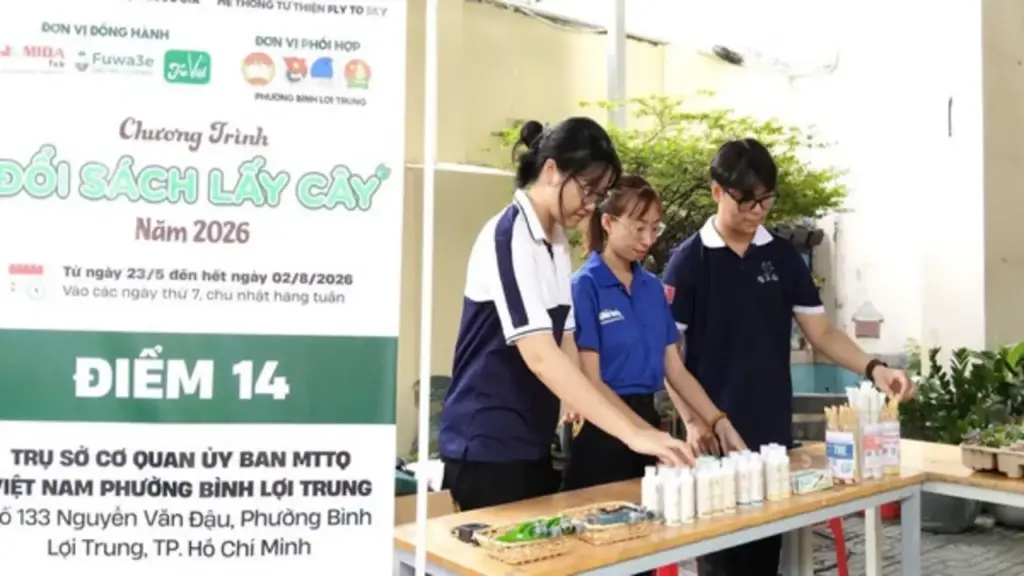 Phát động chương trình Đổi sách lấy cây ở 15 điểm đổi trên toàn quốc