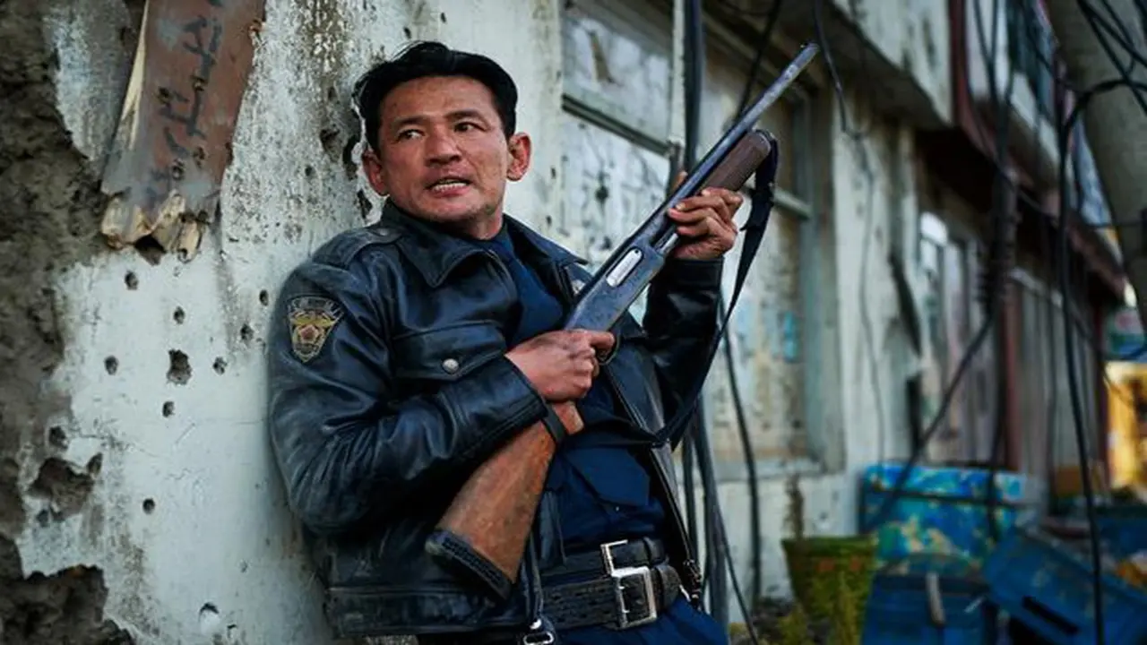 Phim của tài tử Hwang Jung Min, Jo In Sung gây chấn động Cannes
