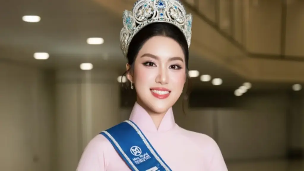 Phương Oanh đăng ký hiến tạng