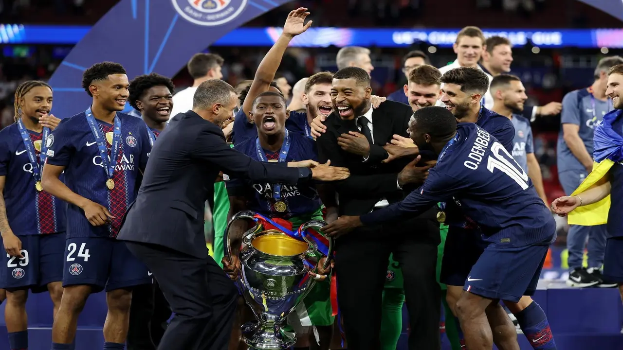 PSG “bơi trong tiền” sau khi vô địch Champions League
