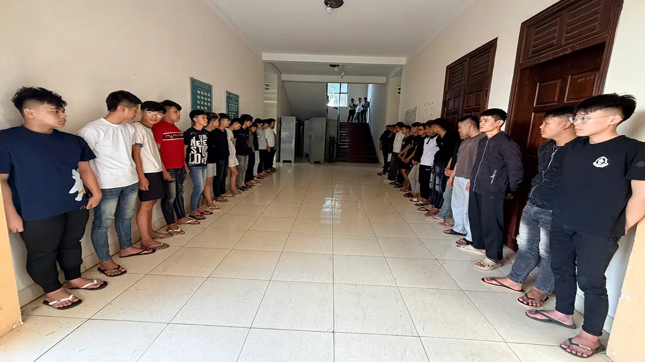 Quay video đuổi đánh nhau đăng TikTok, 29 người bị bắt