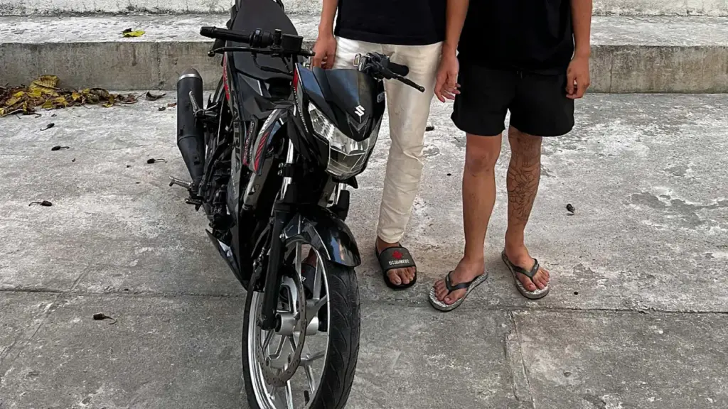 Rủ bạn về nhà phá két của mẹ, sau khi xin tiền bất thành