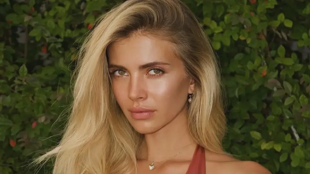 Sắc vóc Á hậu Hòa bình quốc tế casting Victoria's Secret