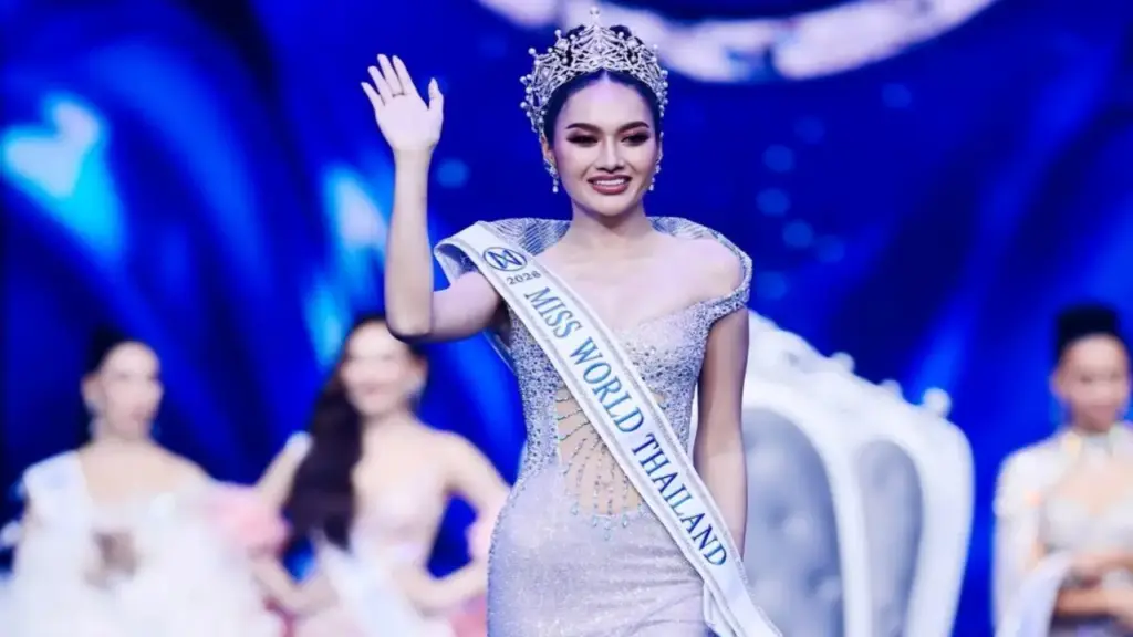 Sắc vóc tân Miss World Thailand