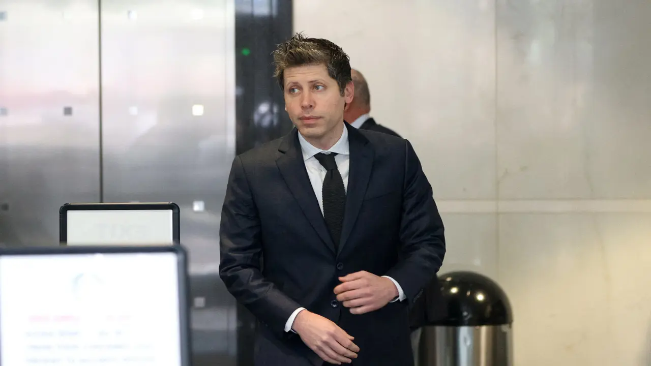 Sam Altman thừa nhận AI khó thay thế hoàn toàn lao động
