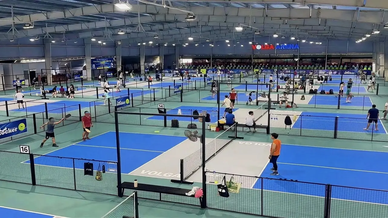 Sân pickleball xây trái phép nhưng chủ không chịu tháo dỡ ở TPHCM