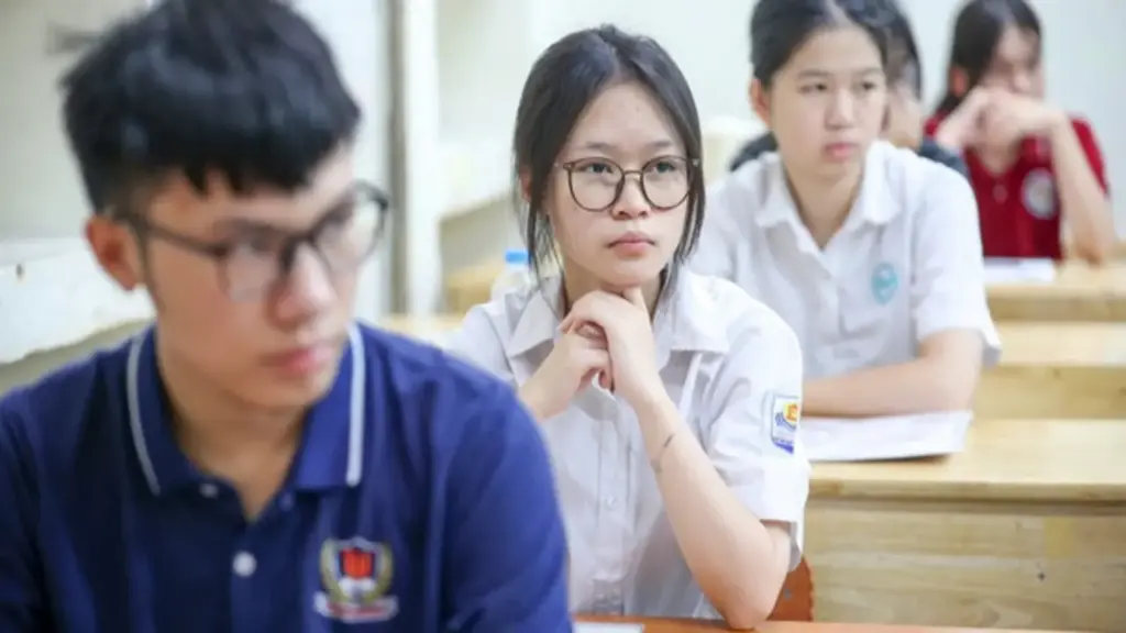 Sáng nay thí sinh Hà Nội thi môn cuối vào lớp 10