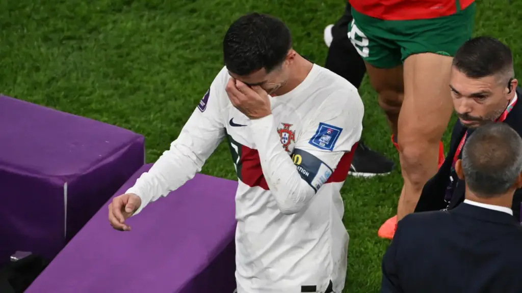 Shearer bỏ qua Ronaldo trong đội hình hay nhất lịch sử World Cup