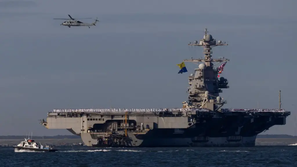 Siêu tàu sân bay USS Gerald R. Ford trở về Mỹ sau 326 ngày làm nhiệm vụ