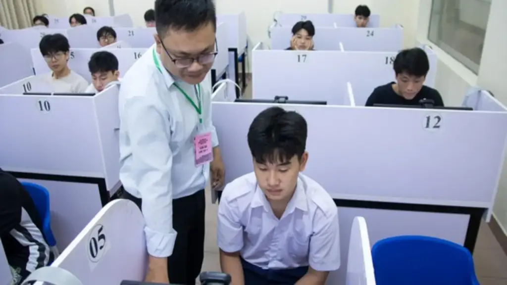 Sợ áp lực, nhiều học sinh thi năng lực vào đại học từ lớp 11
