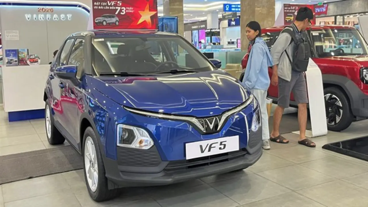 SUV đô thị: VinFast chiếm nửa thị phần, Yaris Cross sa sút vẫn bán chạy hơn Xforce