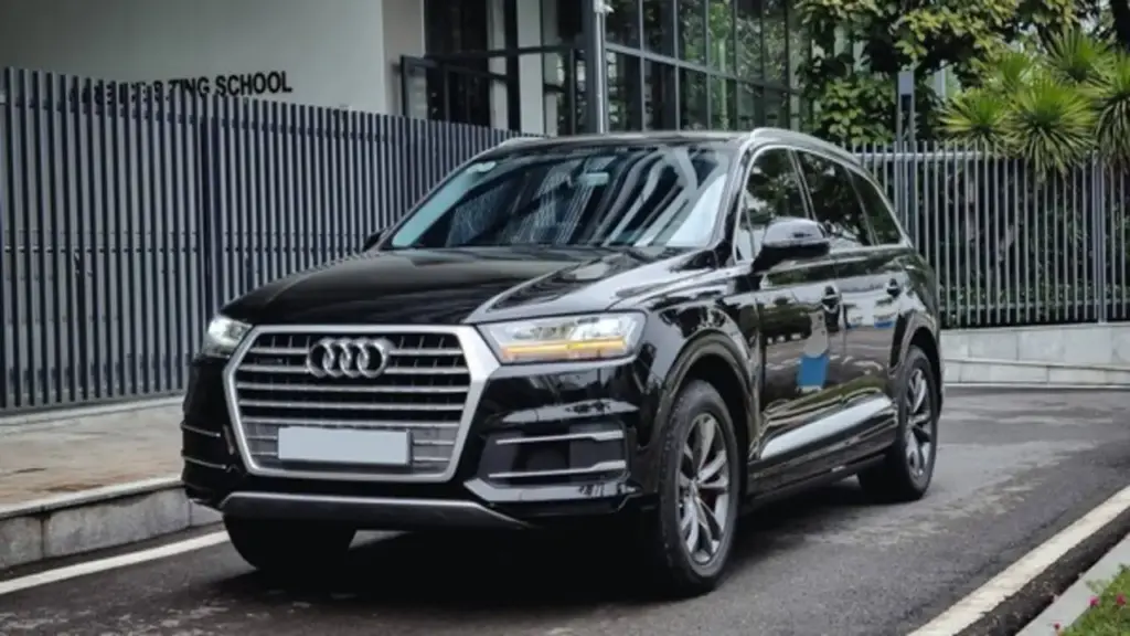 SUV hạng sang 7 chỗ rớt giá hơn 250 triệu mỗi năm