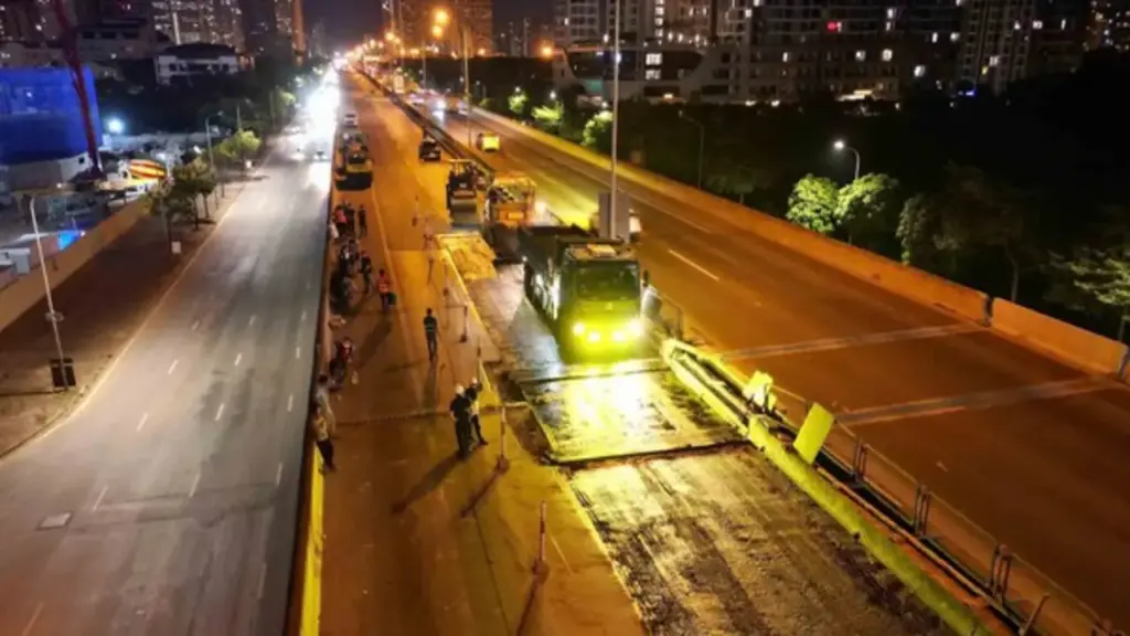 Tạm dừng lưu thông một đoạn Vành đai 3 trên cao để sửa chữa khẩn cấp do nắng nóng kéo dài