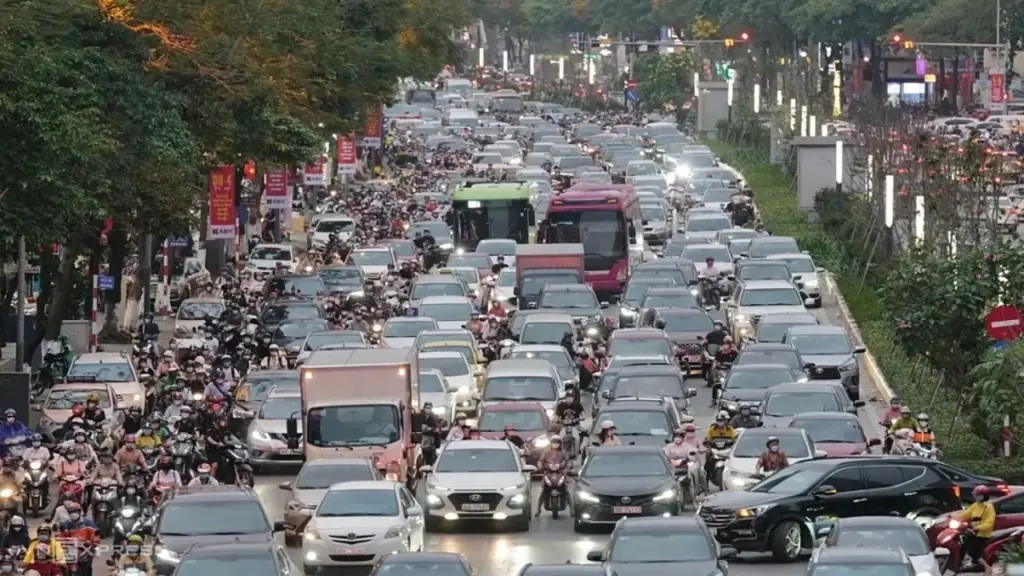 Thách thức khi Hà Nội thu phí xe vào vành đai 1