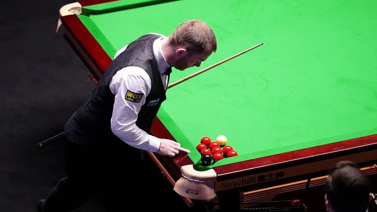 Thế kẹt bi 'đáng xấu hổ' tại giải snooker thế giới
