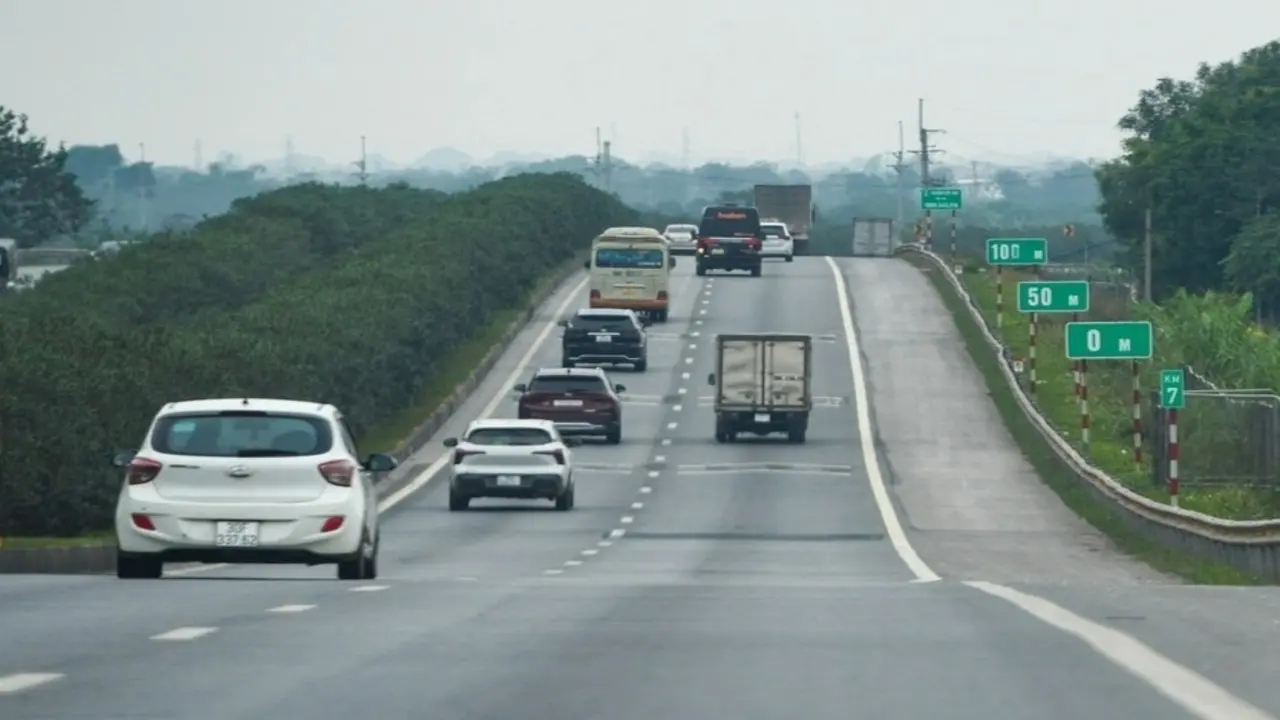 Thế nào là vượt ẩu trên cao tốc?