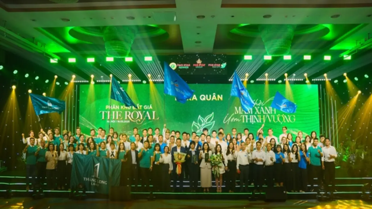 The Royal - Phân khu đắt giá tại Five Star Eco City mở rộng độ phủ miền Bắc