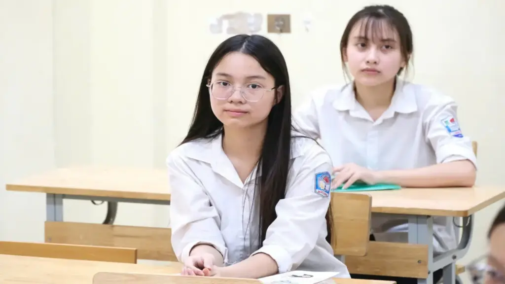 Thi lớp 10 Hà Nội đông kỷ lục: Cần bình tĩnh trước áp lực