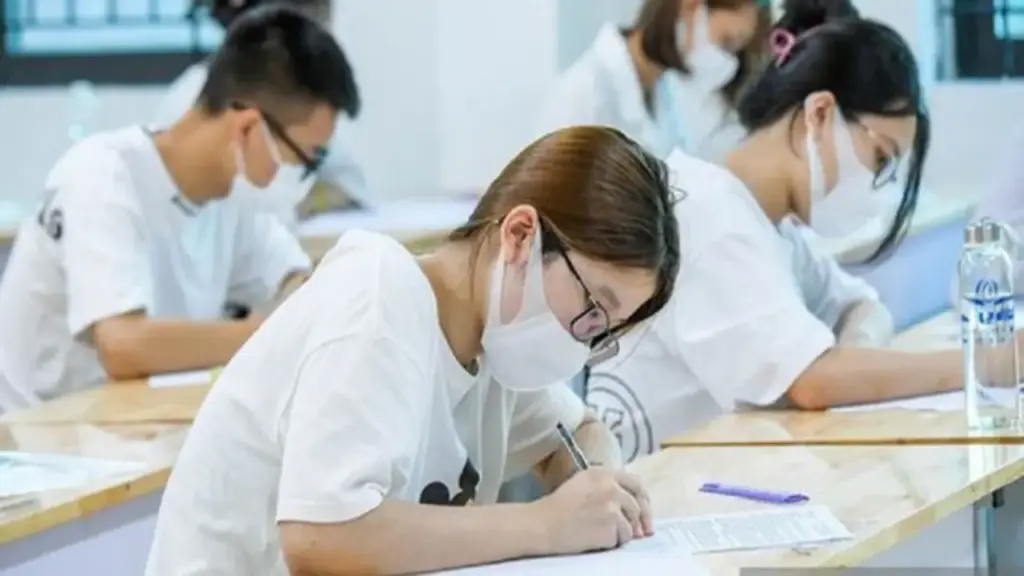 Thi tốt nghiệp THPT 2026: Tối ưu chi phí, giảm gánh nặng