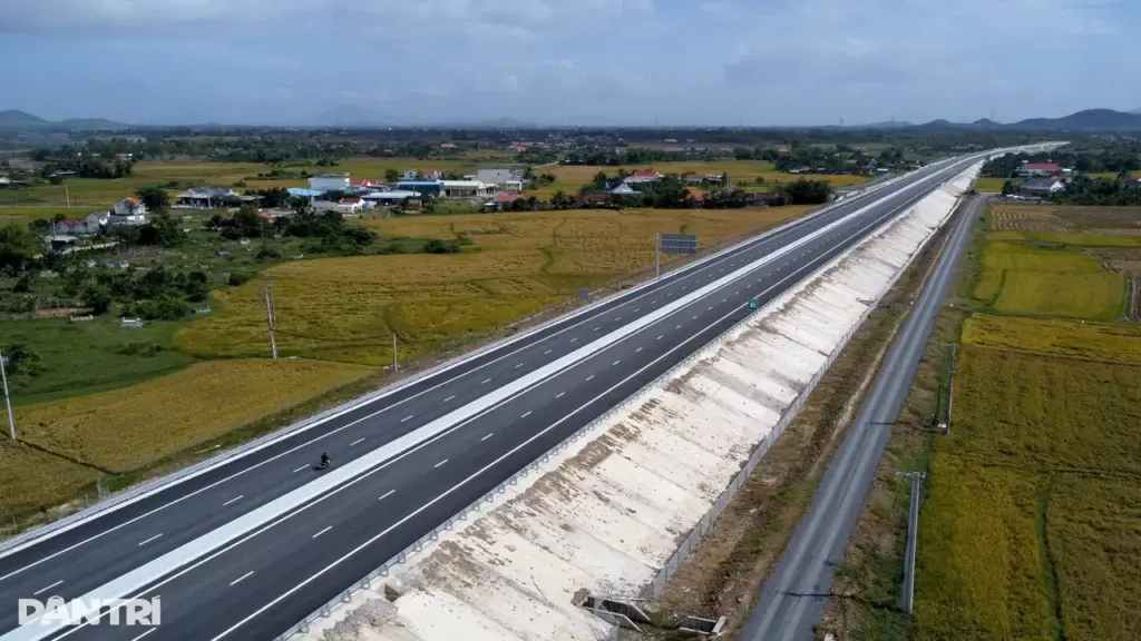 Thông xe 20km đầu tuyến cao tốc Khánh Hòa - Buôn Ma Thuột
