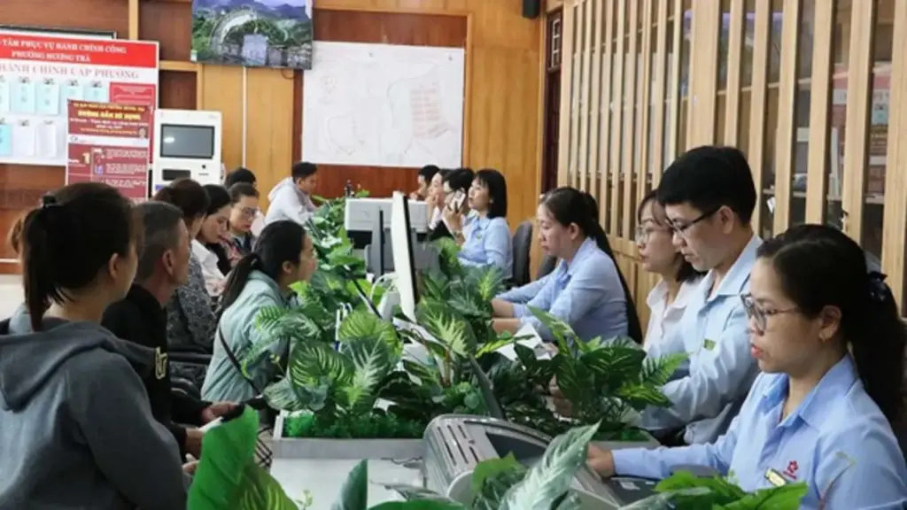 Thủ tục gọn, dân lợi: Khi chính quyền không còn khoảng cách