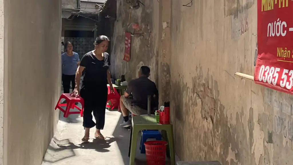 Tiểu thương Hà Nội tìm đường rời vỉa hè