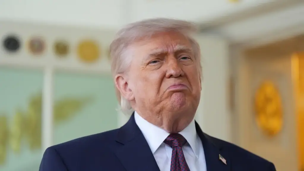 Tòa án Mỹ bác bỏ thuế 10% của ông Trump