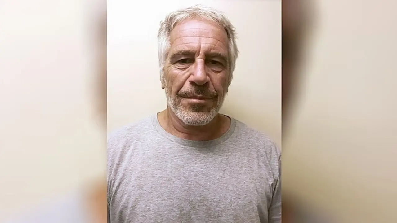 Tòa án Mỹ công bố 'thư tuyệt mệnh' của tỷ phú ấu dâm Epstein
