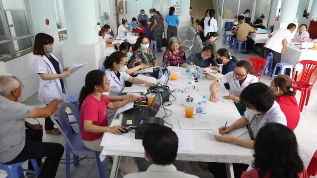 TP HCM khám sức khỏe miễn phí toàn dân tại 9 xã, đặc khu từ cuối tháng 5