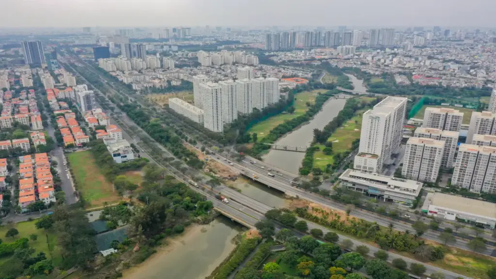 TP HCM nghiên cứu xây 18 km đường trên cao dọc đại lộ Nguyễn Văn Linh