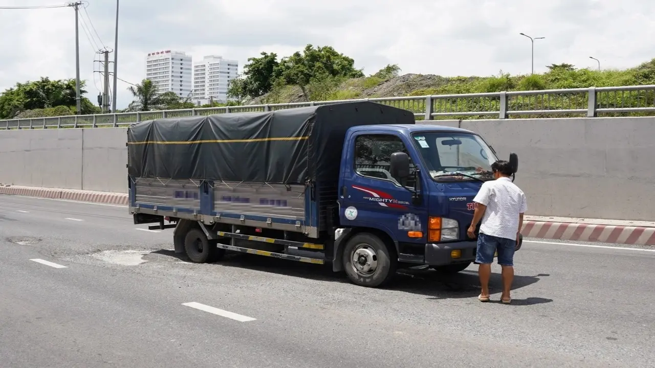 TPHCM dự kiến cấm xe tải trên 1 tấn vào nội đô cả ban ngày