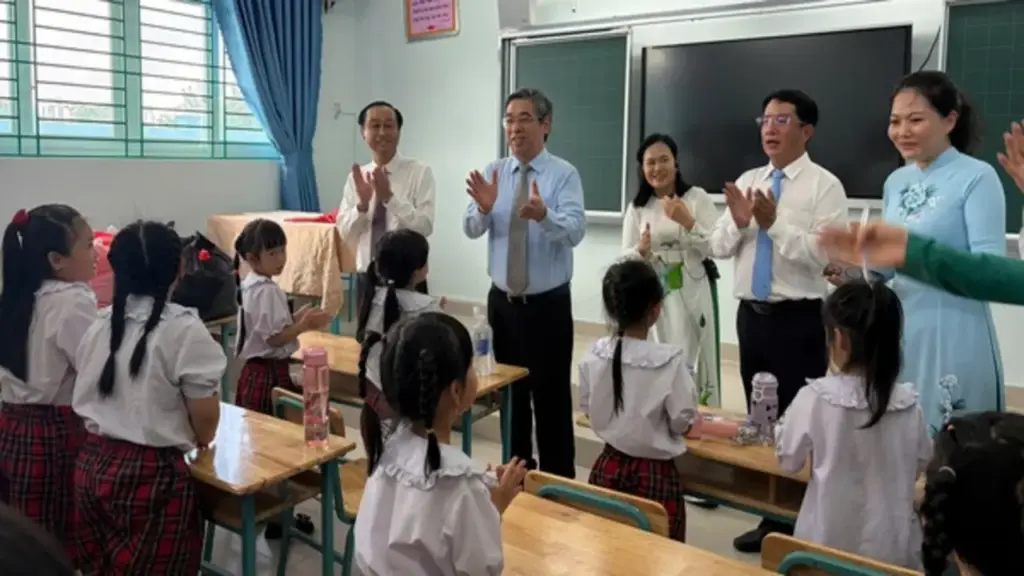 TP.HCM phát động cao điểm 150 ngày đêm xây dựng 1.000 phòng học
