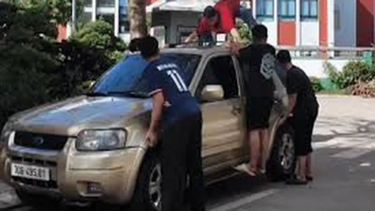 Trào lưu lắc xe trước khi nổ máy để hòa trộn xăng E10, chuyên gia lên tiếng