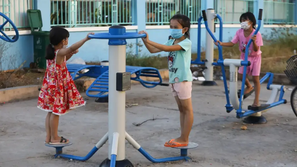 Trẻ rối loạn tâm lý bởi cô đơn trong chính ngôi nhà của mình