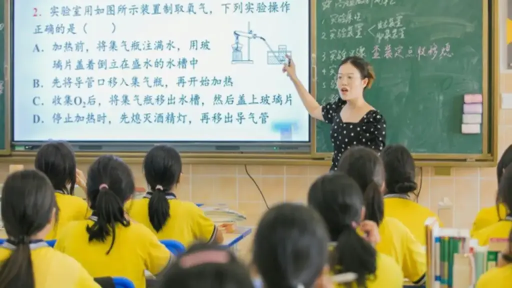 Trung Quốc thí điểm bỏ thi lớp 10 với mô hình mới