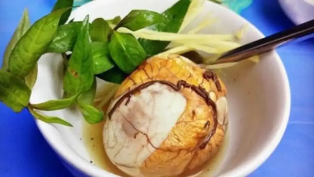 Trứng vịt lộn: Nguồn năng lượng tuyệt vời bồi bổ cơ thể nhưng nhiều người không nên ăn