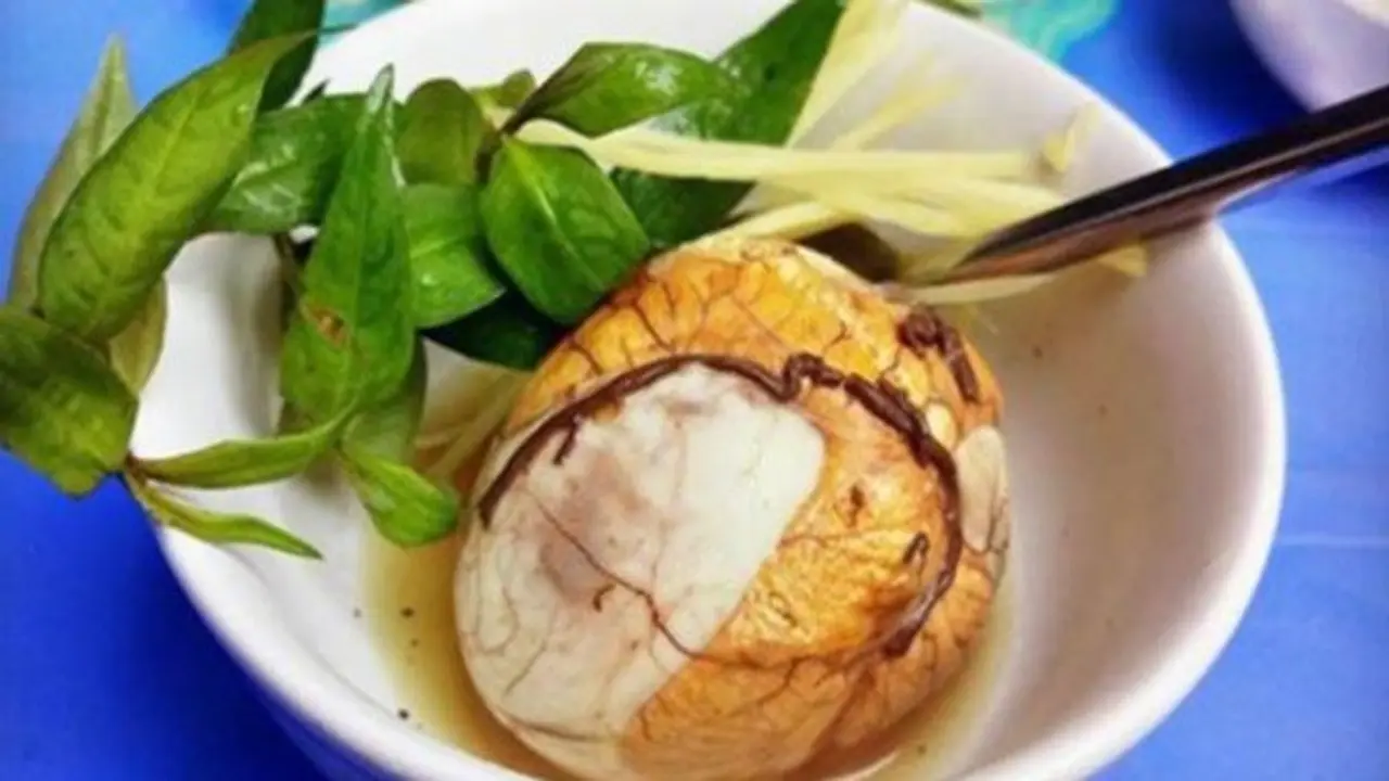 Trứng vịt lộn: Nguồn năng lượng tuyệt vời bồi bổ cơ thể nhưng nhiều người không nên ăn