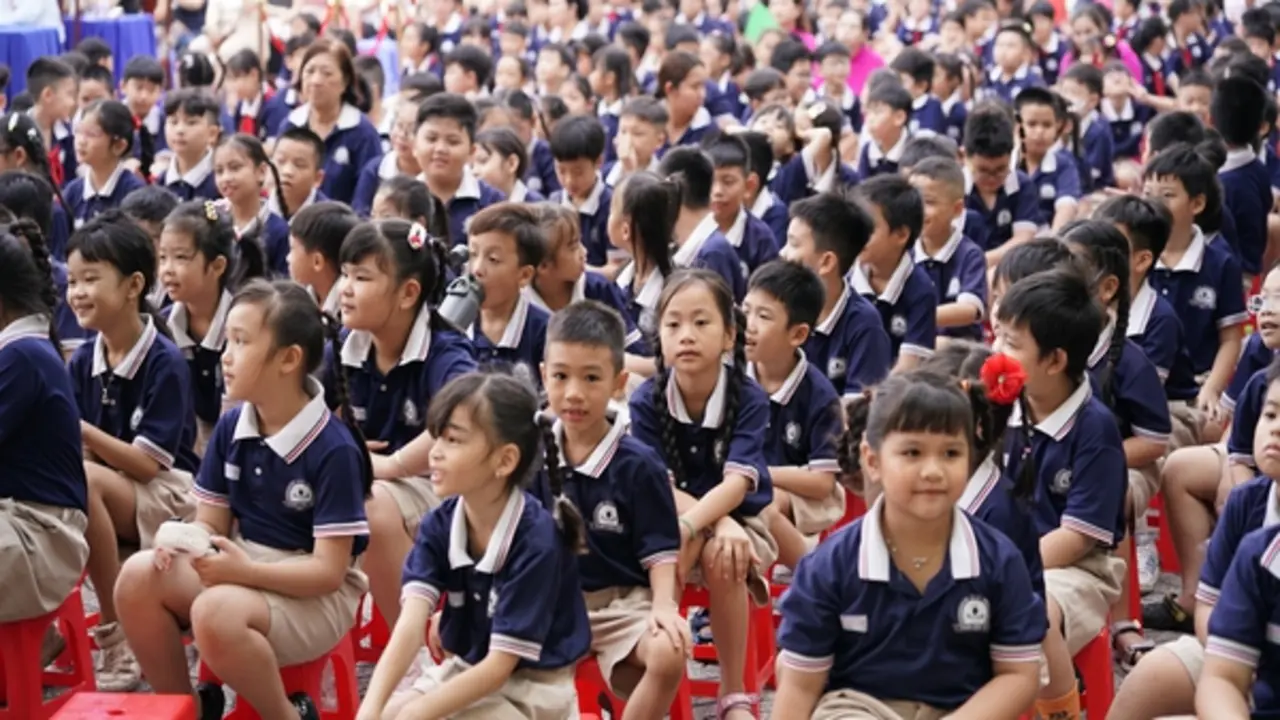 Từ ngôi trường 'phụ huynh không mặn mà' đến trường đạt chuẩn quốc gia